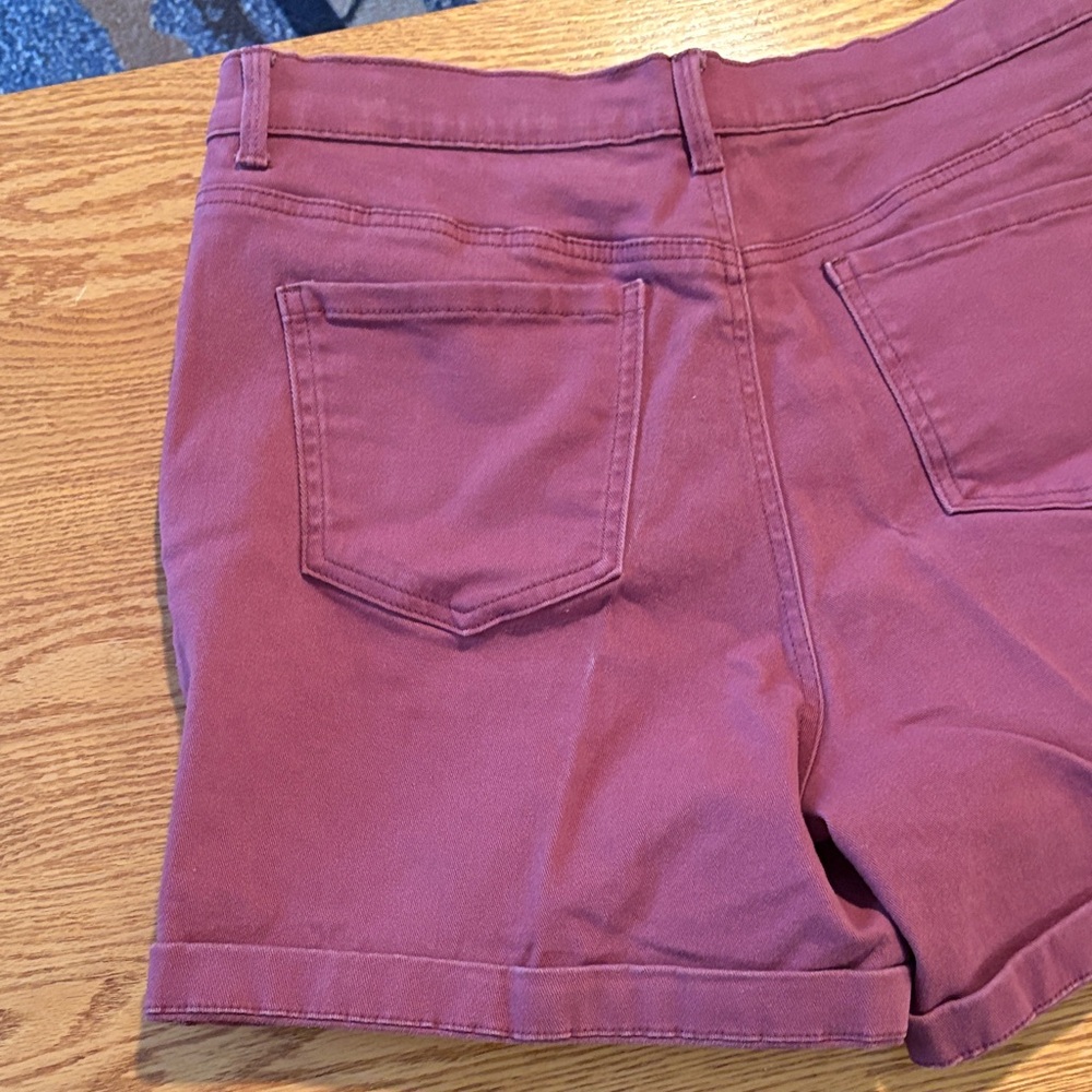 Gloria Vanderbilt Plum Cotton Blend Bermuda Shorts - Picture 6 of 8